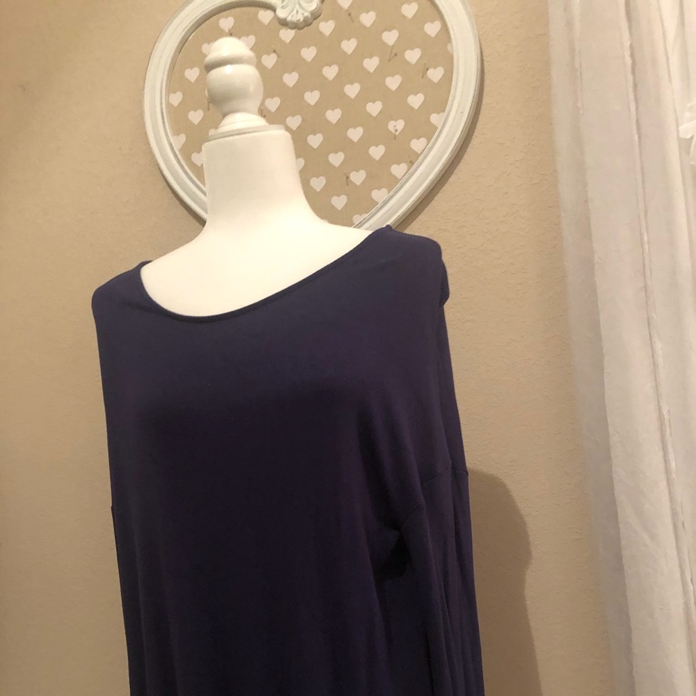 Navy Ruffled Tee - Picture 2 of 2